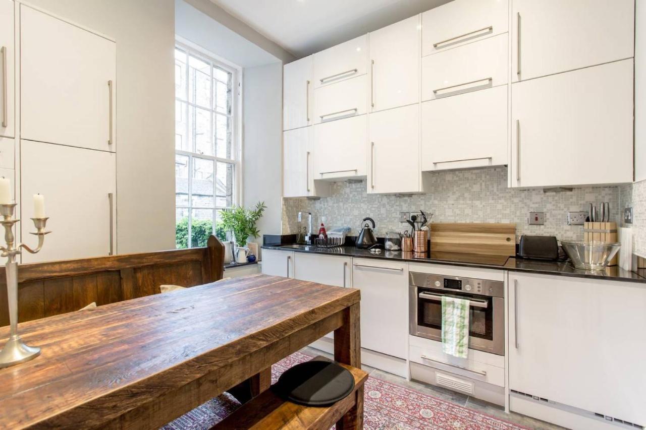 Joivy Converted Flat In Historic Building In New Town إدنبرة المظهر الخارجي الصورة