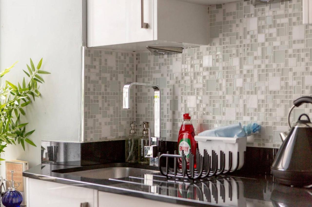 Joivy Converted Flat In Historic Building In New Town إدنبرة المظهر الخارجي الصورة